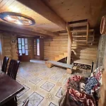 анастасія Nyaraló Mizhhirya (Transcarpathia)